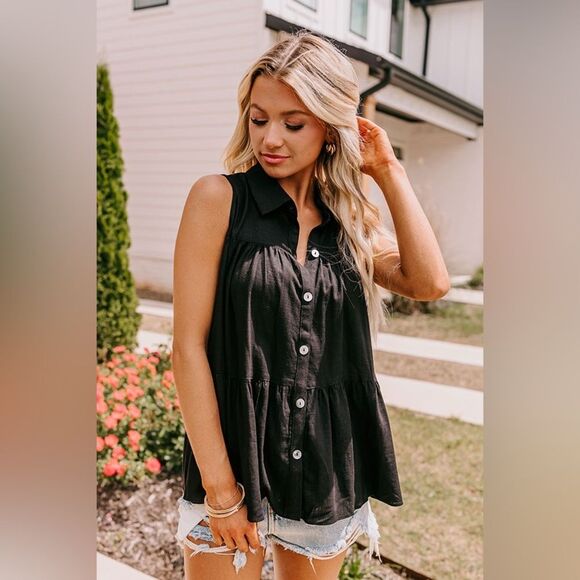 Impressions Tiered Ruffle sleeveless Top - Picture 3 of 11